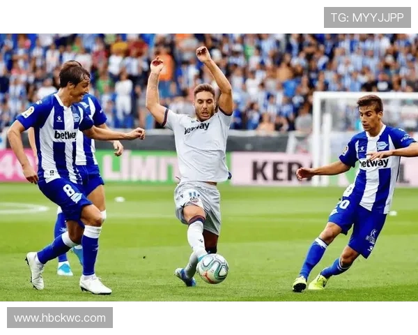 塞维利亚防守体系近期表现稳健，结构清晰且竞争力增强