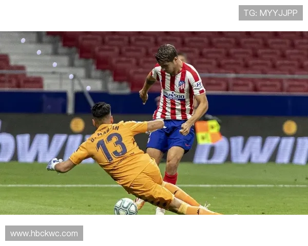 科雷亚边路突破 科雷亚边路突破