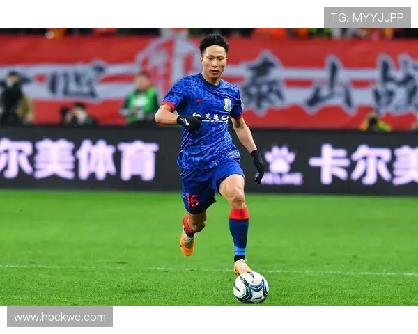 申花争冠前景遭质疑：战术短板与管理问题，对赛季走势形成双重制约