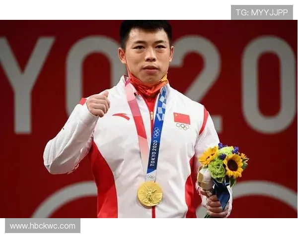 谌利军这日子过得比饭店老板还精致，连周末都能被安排得像颁奖礼一样